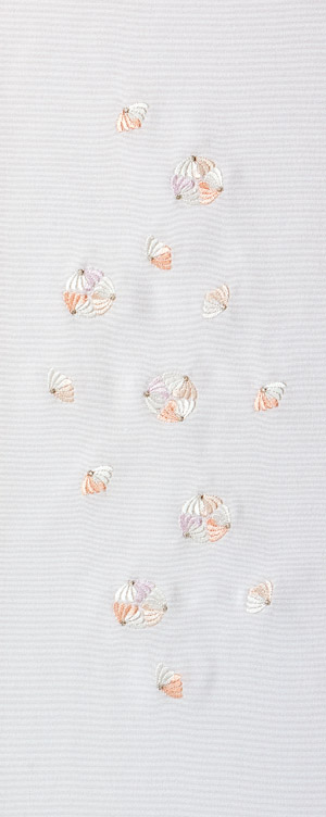  白地×オレンジ