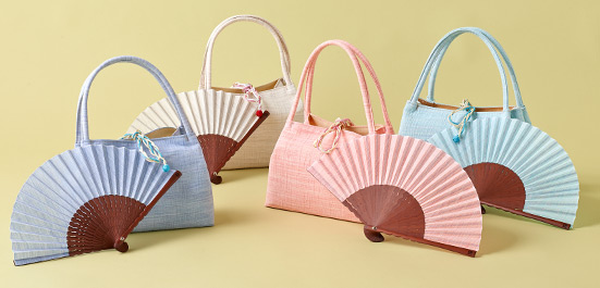 近江ちぢみ羽衣上布バッグと扇子